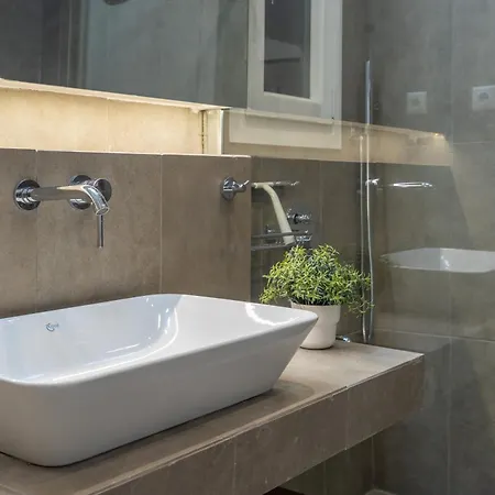 Stylish Koukaki - Greecing Apartment *